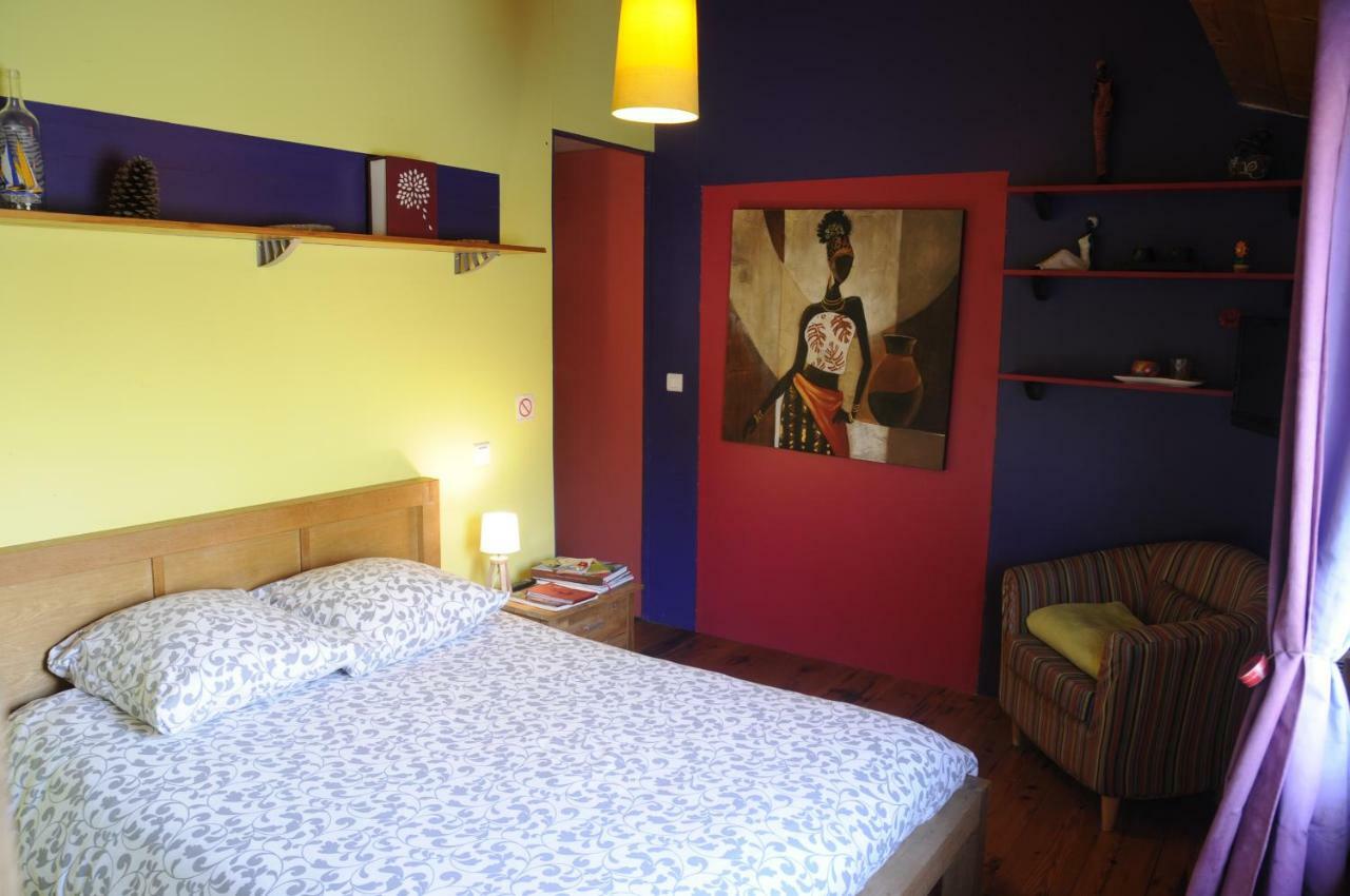 Peniche "Le Defi" Bed & Breakfast Marolles-sur-Seine Exterior photo